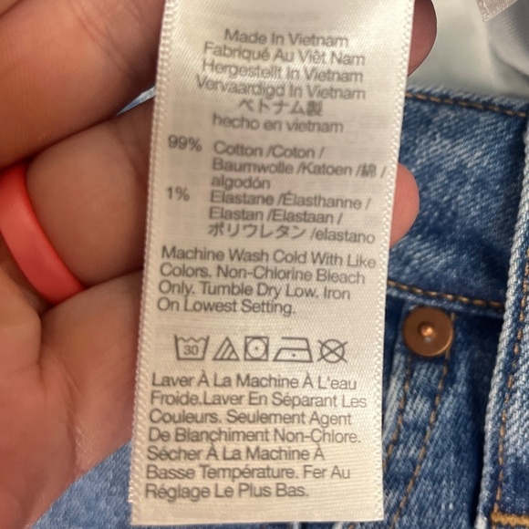 Madewell Mid-Rise Kick Out Jeans - Picture 5 of 10